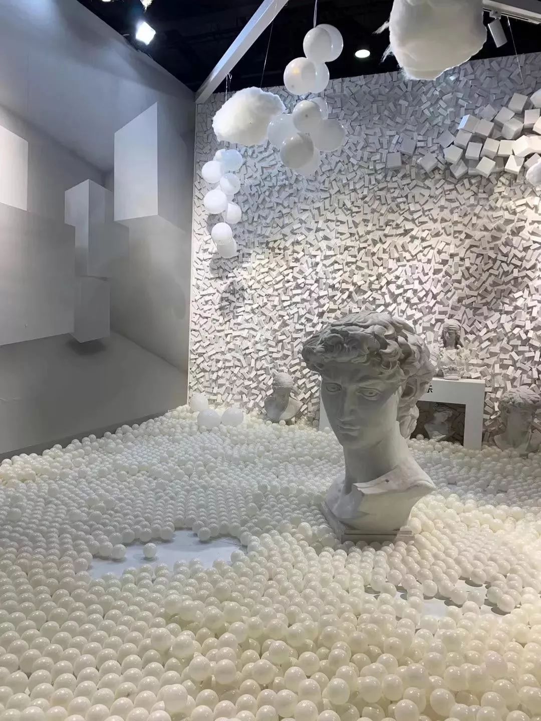 广州设计周盛宴,维上设计首席蓝玉维荣获金住奖-24