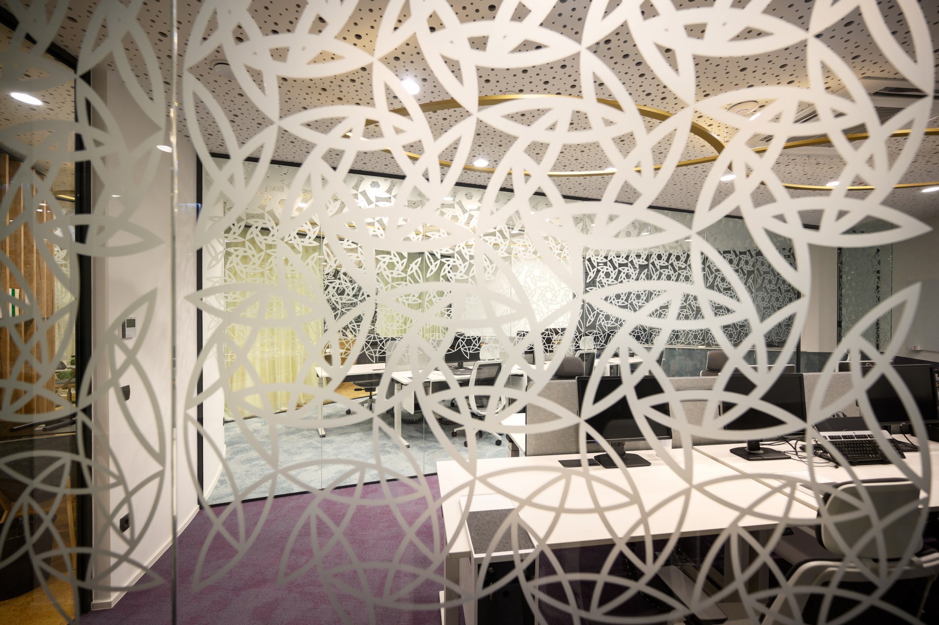 Dhimahi 办公室 · 数字化世界的千瓣莲花设计丨Superform-22