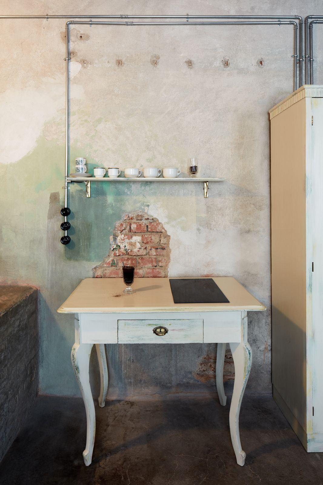 老城区公寓底层诗歌工作室室内设计丨捷克丨collcoll-50