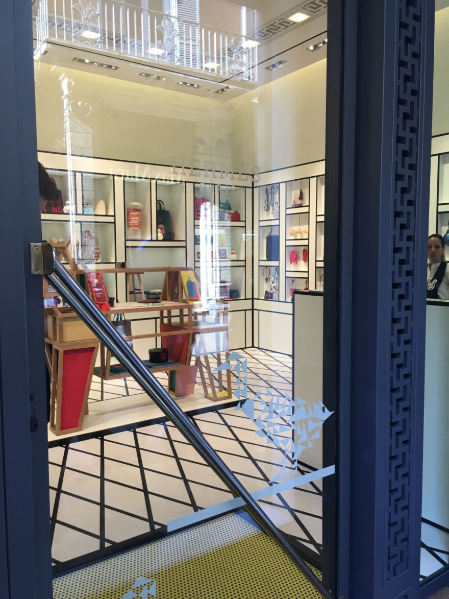 欧洲街头创意橱窗-17