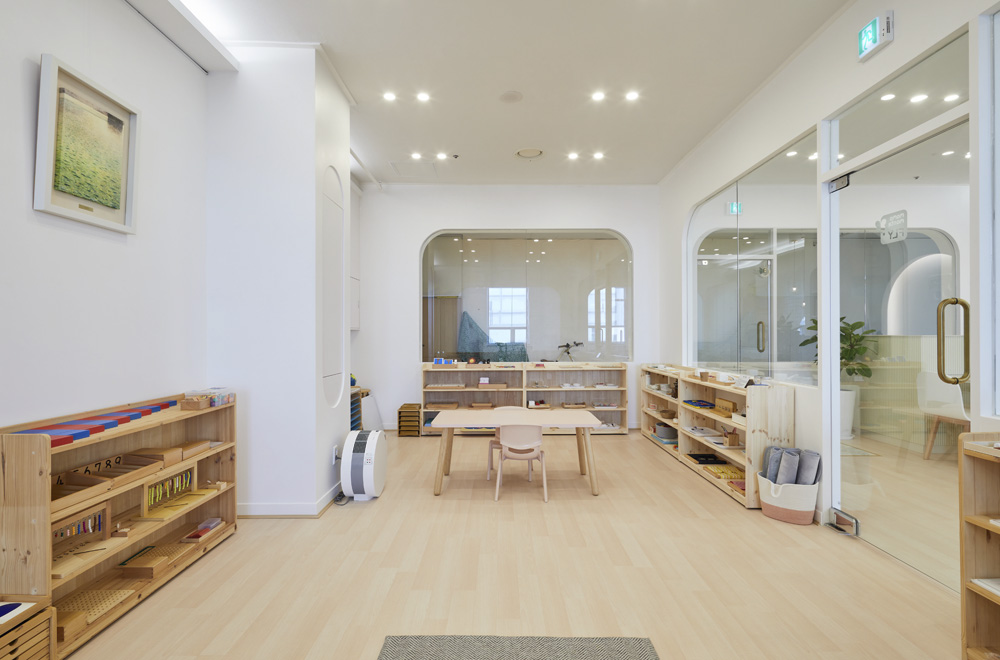 白色&木质，打造 30 平舒适妈妈住宅-13