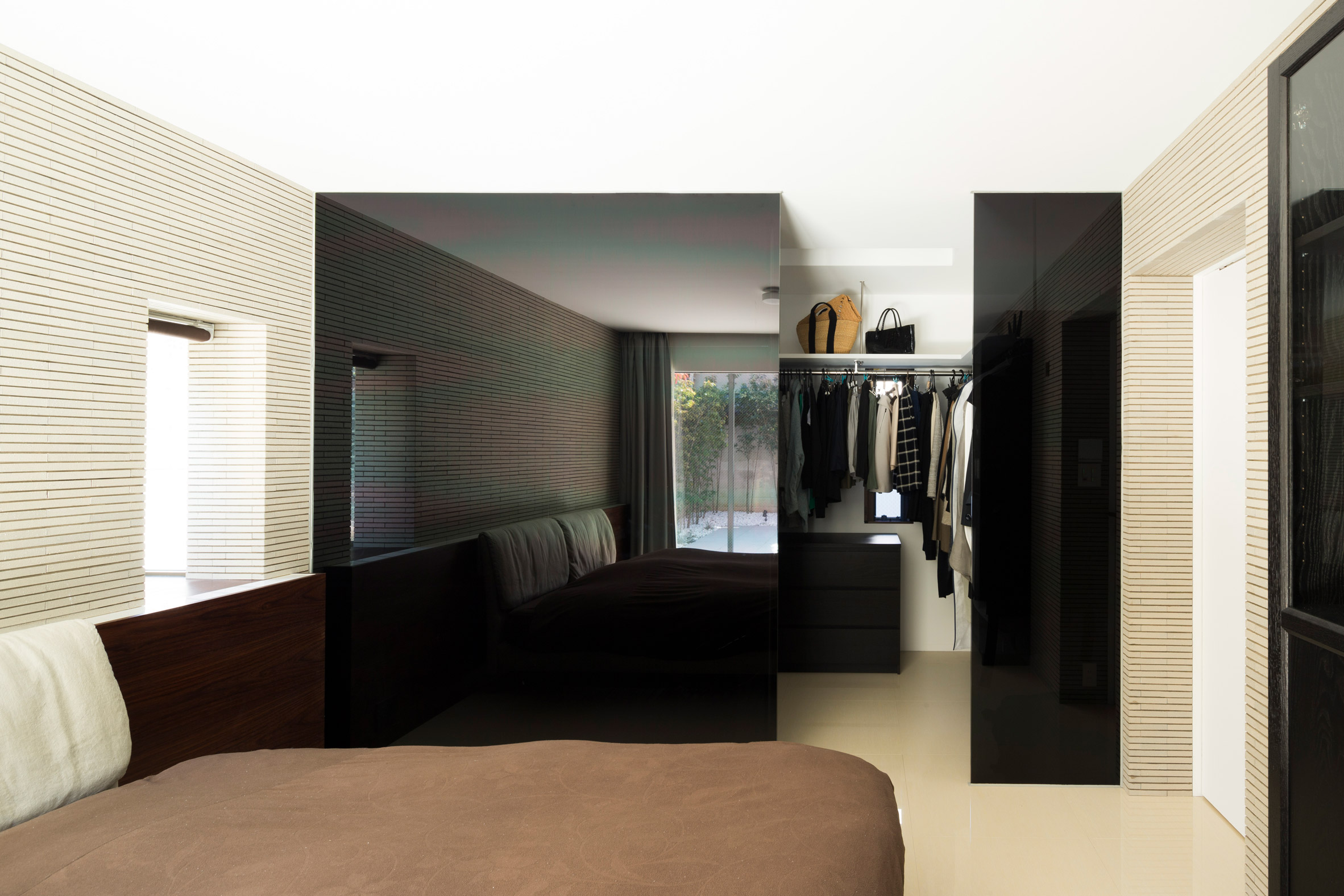 Apollo Architects renovates Tokyo house for modern family life-21