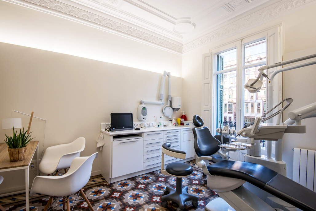 罗塞尔卡罗尔牙科诊所-4