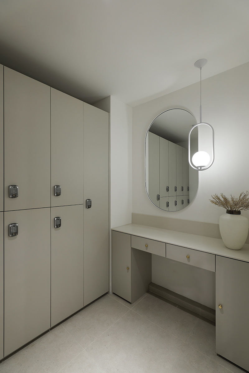 简约时尚的 38 平米美容院设计-26