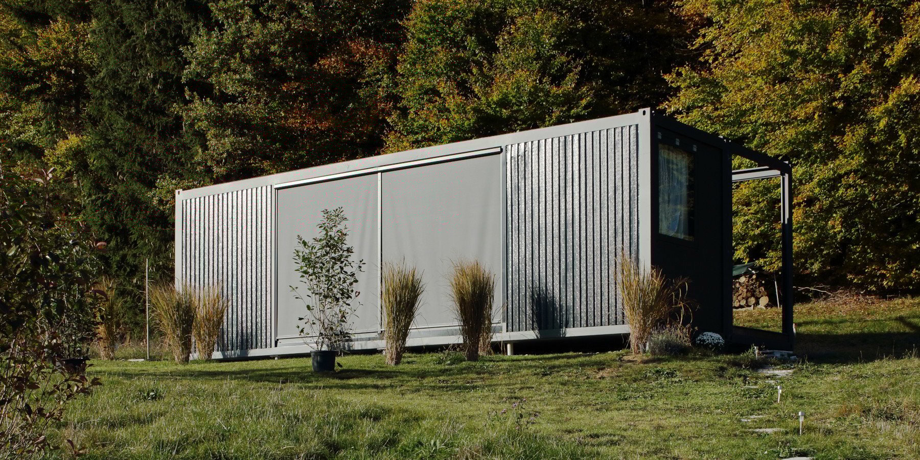 奥地利最小集装箱周末别墅设计亮点-12