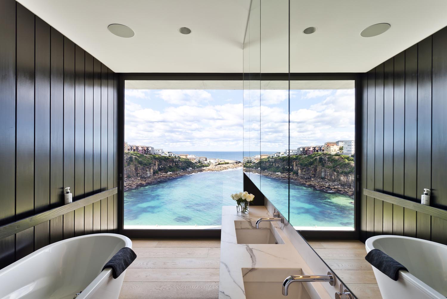 GORDON'S BAY HOUSE INTERIORS Madeleine Blanchfield Architects-9