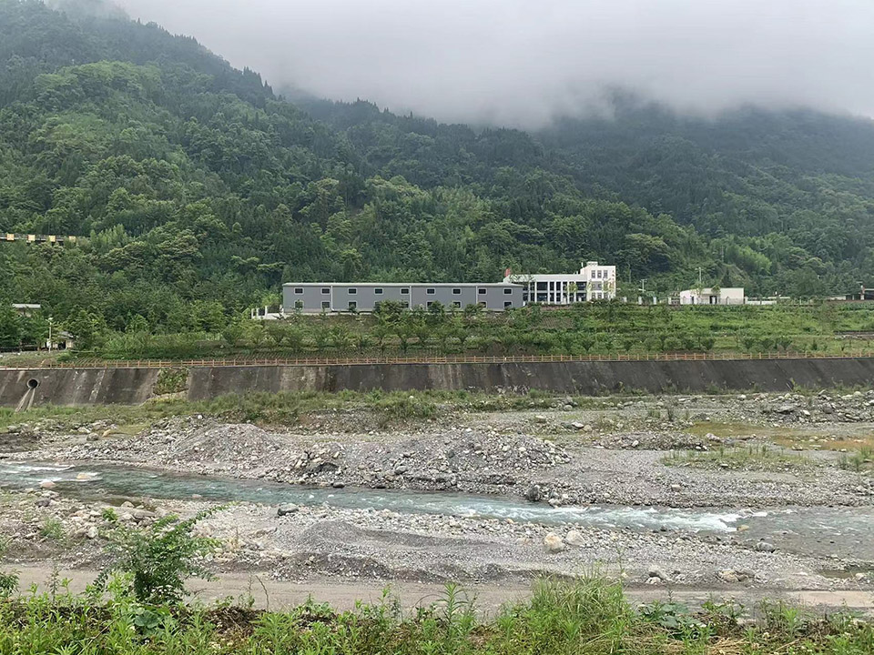 天堑与巨石·“绵茂公路”纪念展览馆设计丨中国德阳丨上海交通大学设计学院昊德工作室-16