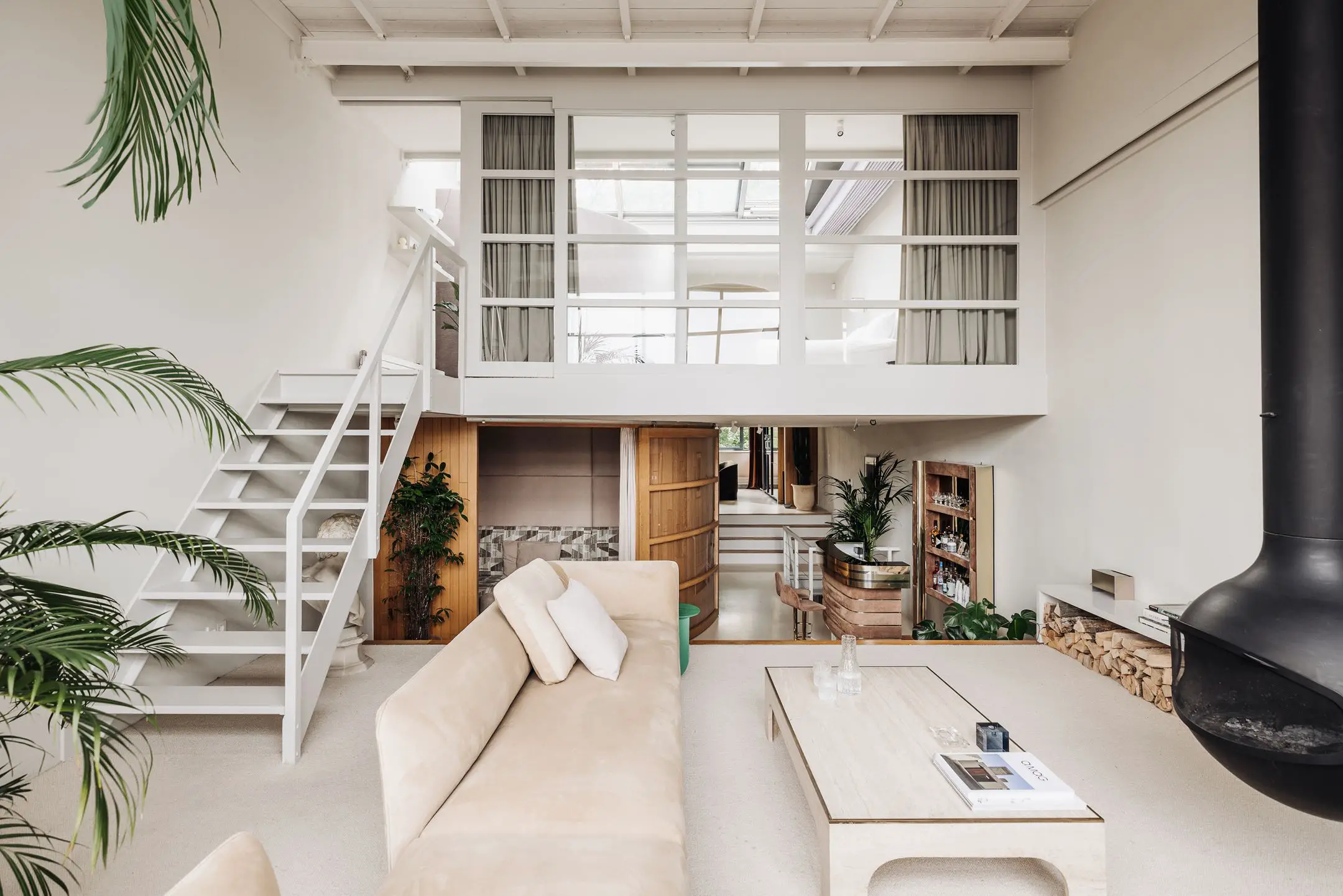 阿姆斯特丹昔日船坞,如今精致中性之家-3