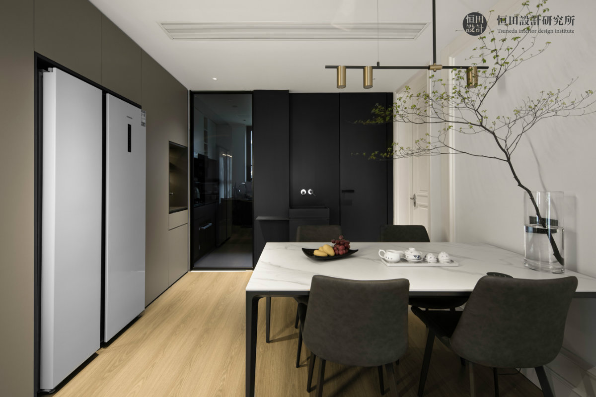 全隐形收纳的 82㎡ 精装房改造丨中国上海丨恒田设计-31