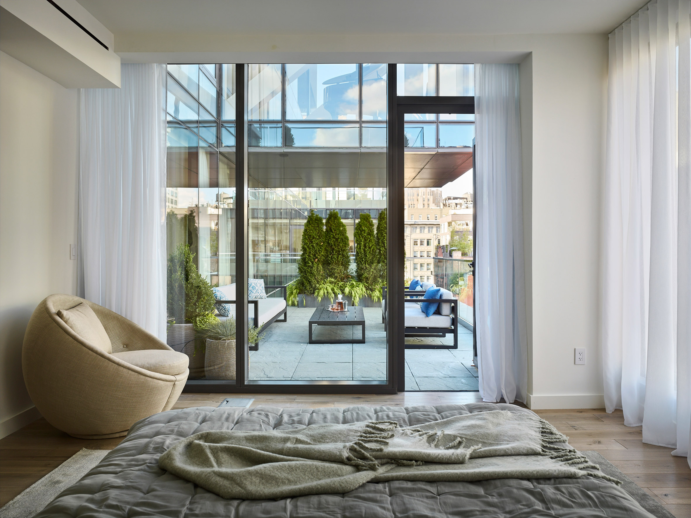 ODA creates thick gridded facade for Manhattan condo building-22