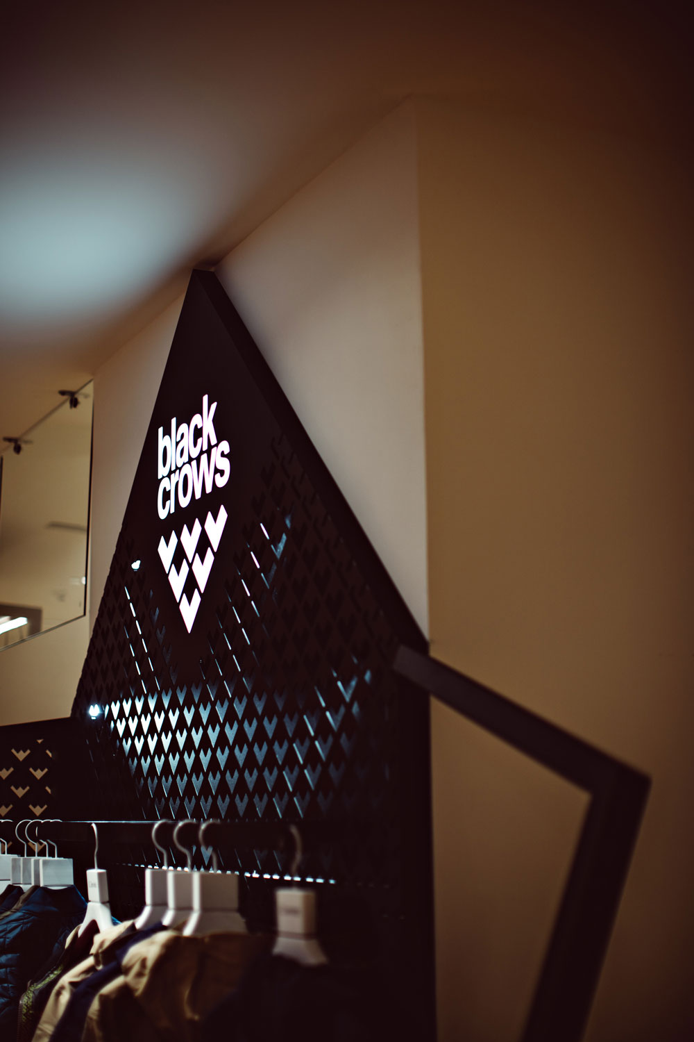 Black Crows新建筑形象设计-7