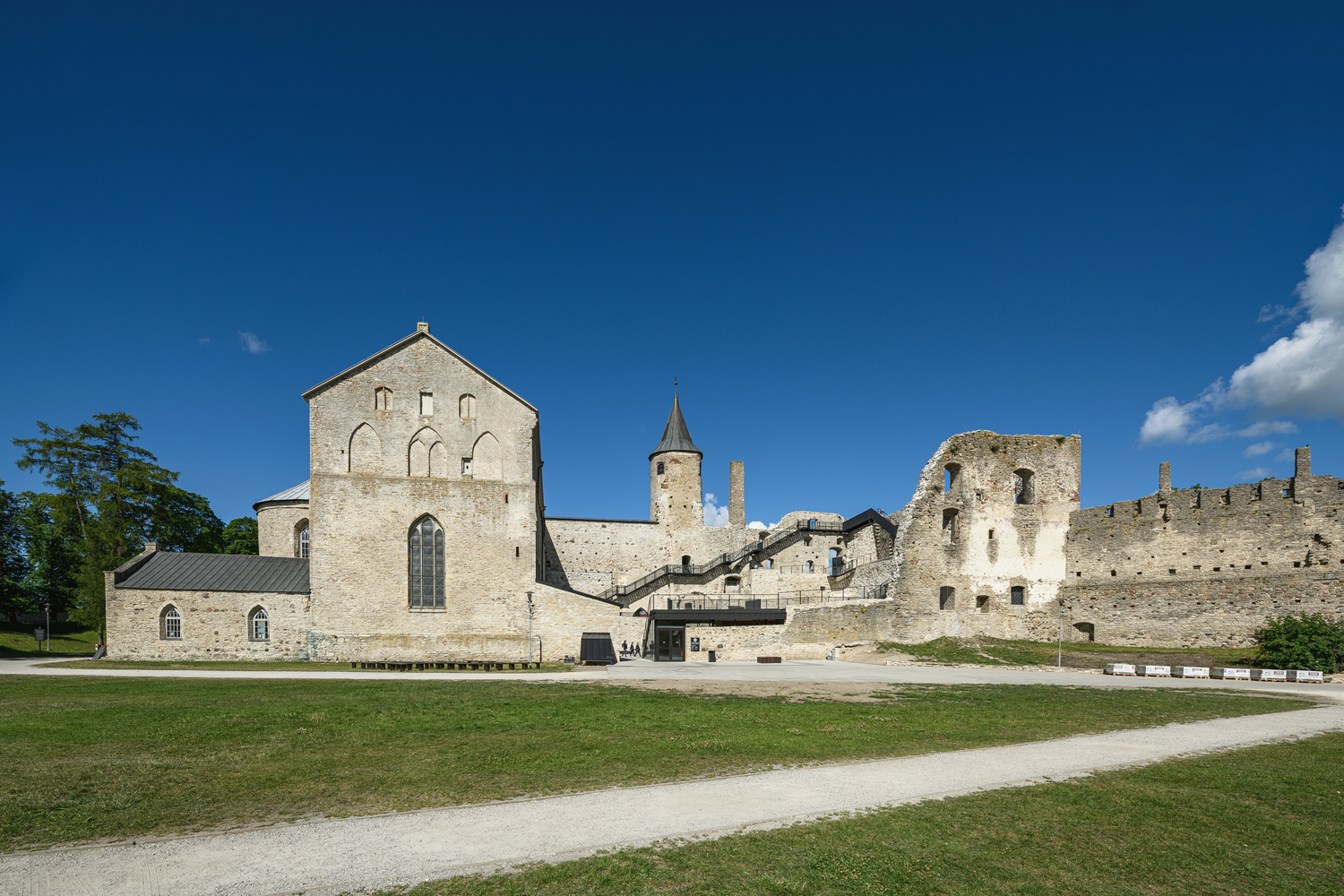 Haapsalu Episcopal Castle 新入口-13