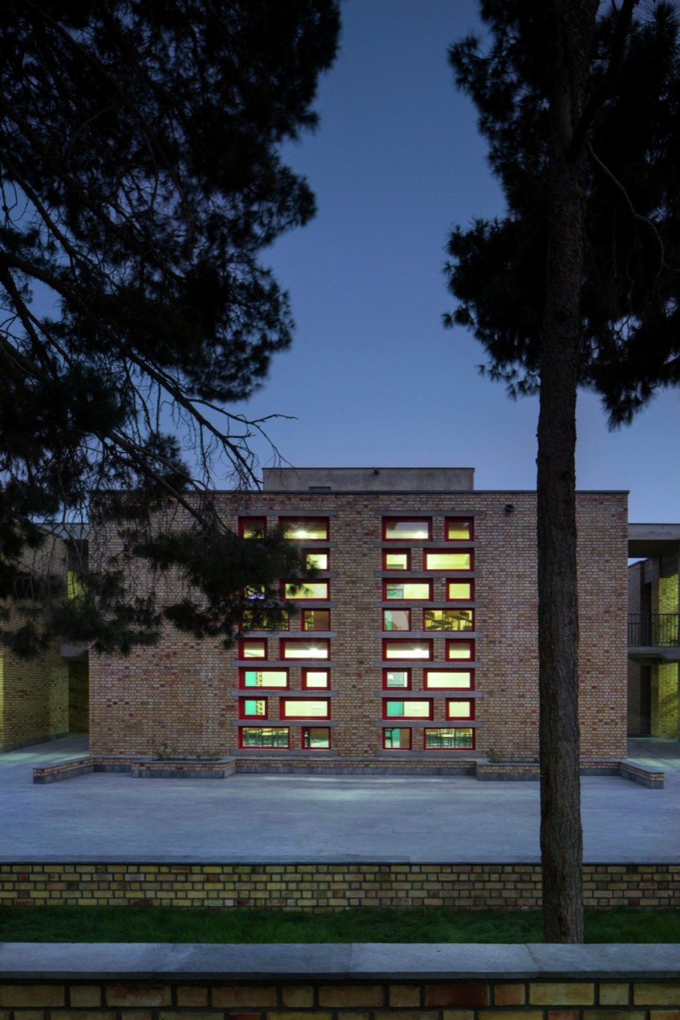 戈哈尔·卡顿女子学校丨阿富汗马扎里沙里夫-48