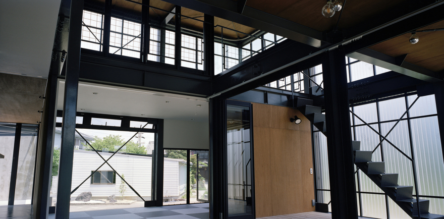 山石武喜打造简约钢构住宅 融入环境与自然共生-45