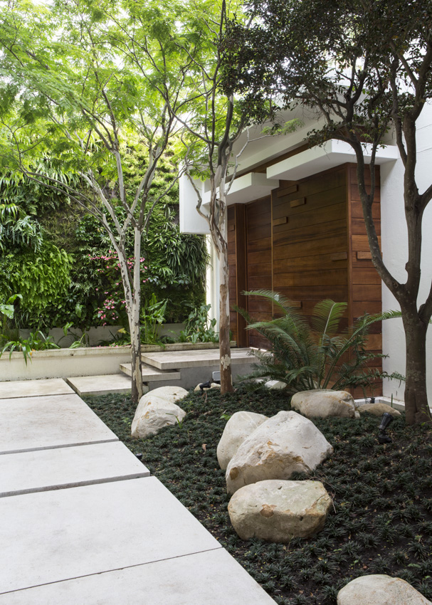 大道弗雷斯纳耶别墅 | 现代奢华与自然融合-34