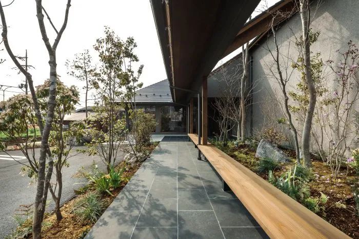 日本 Hideout 画廊丨日本滋贺丨Hearth Architects-5