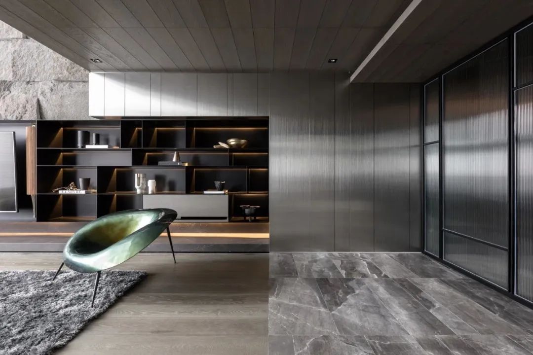 外冷内热的 285㎡共同居所-6