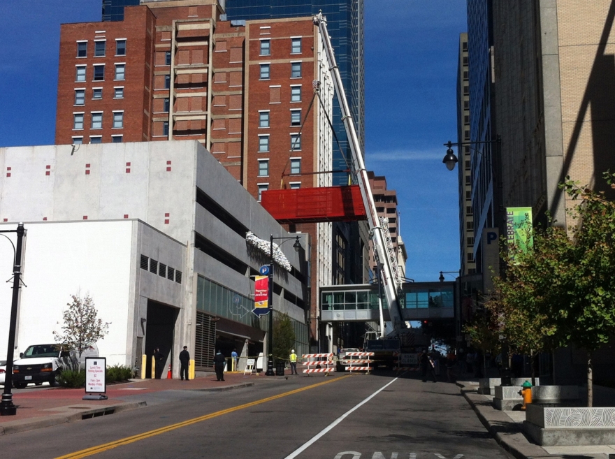 美国 Prairie Logic 避难所 | 嵌入草原的铝板“棚车”-19