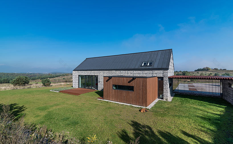 波兰山地住宅丨波兰kropka工作室-2