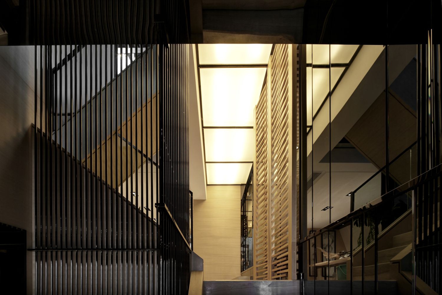 470㎡成都中德英伦联邦三层复式样板房-11