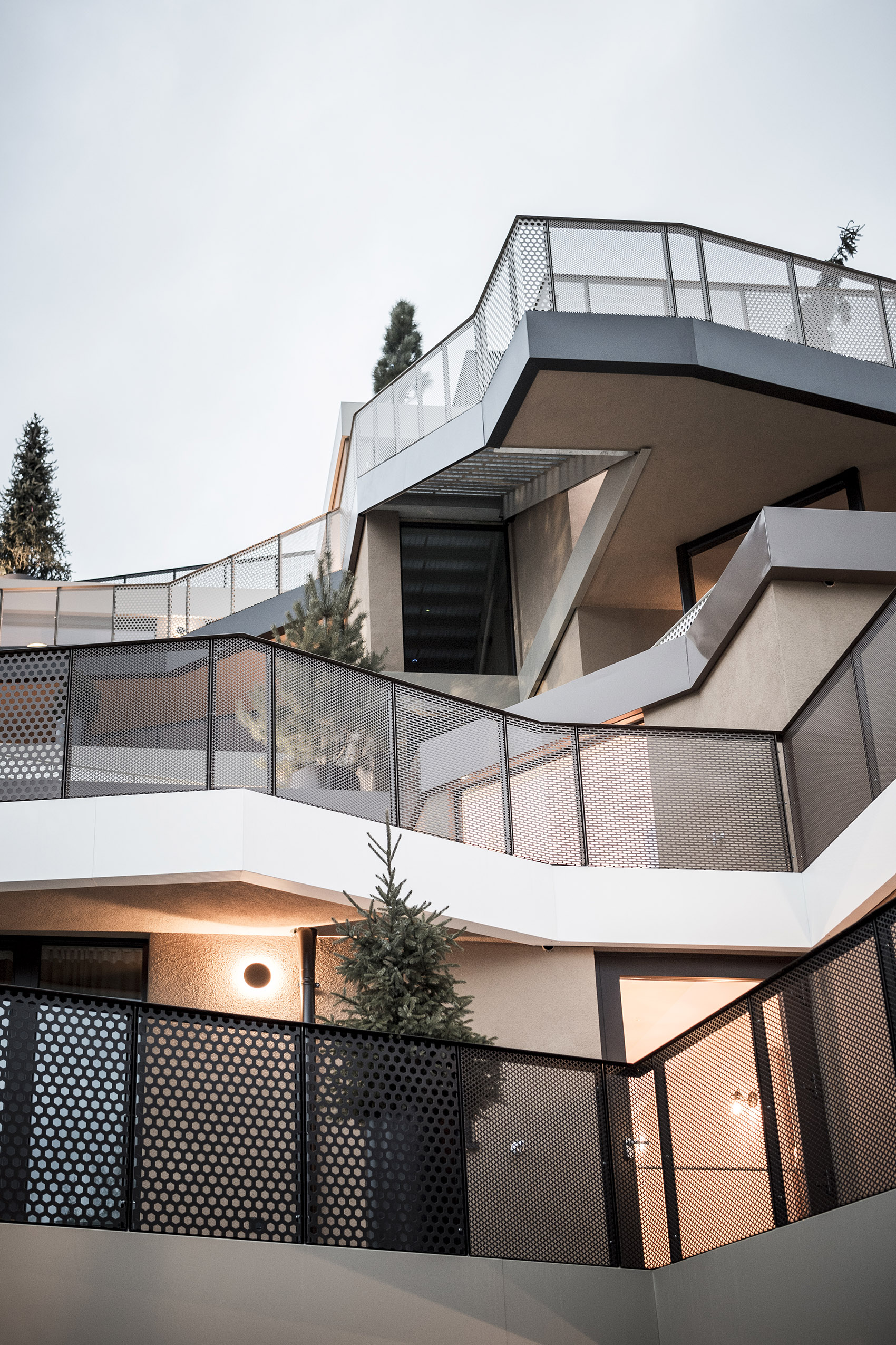 意大利巴利亚山谷中的 Tofana 酒店 / noa*-70