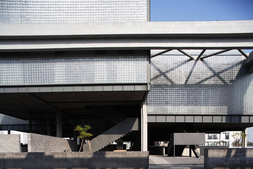 宁波柯力博物馆-混凝土框架与玻璃盒交响曲-31
