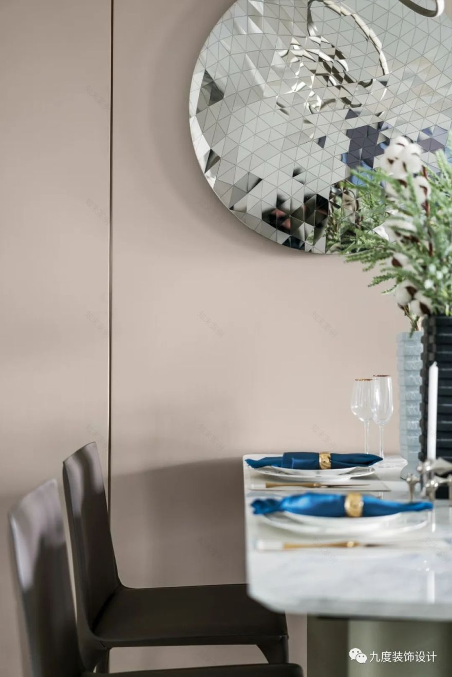 中海·锦江城 KAWS 风格样板间 | 摩登蓝色世界-18