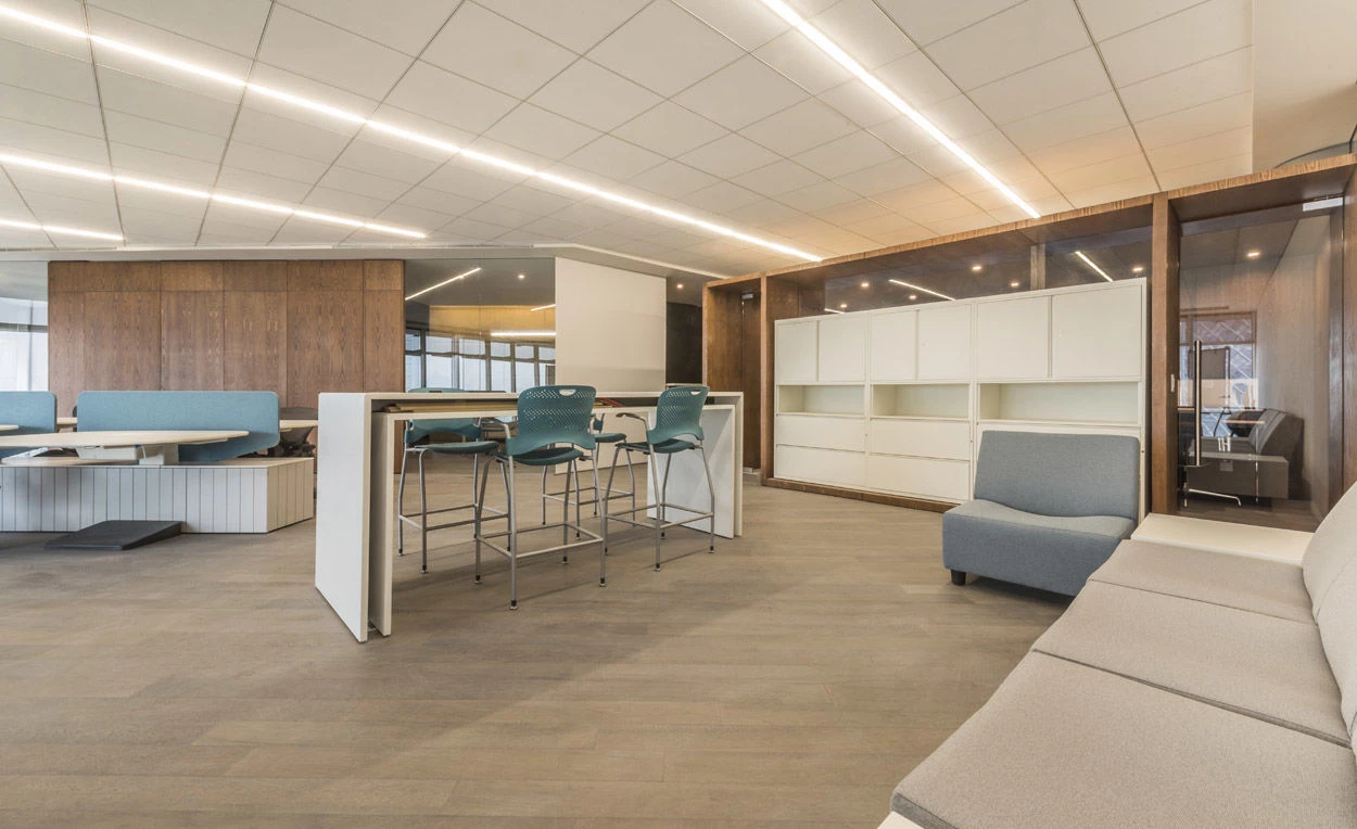 墨西哥城地标建筑——Torre Reforma 展示办公室-20