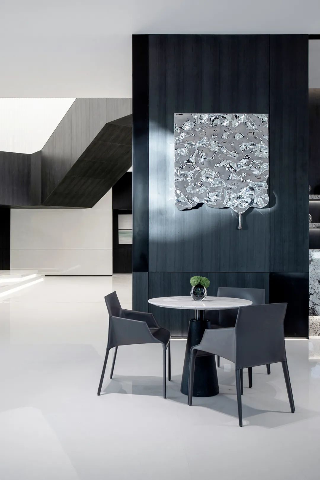 融创南昌·玖玺台销售中心 | 现代简约中的艺术与自然共生-91