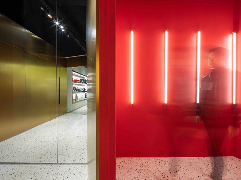 上海"By"商店 | 碎片化空间与艺术展览的完美融合-51