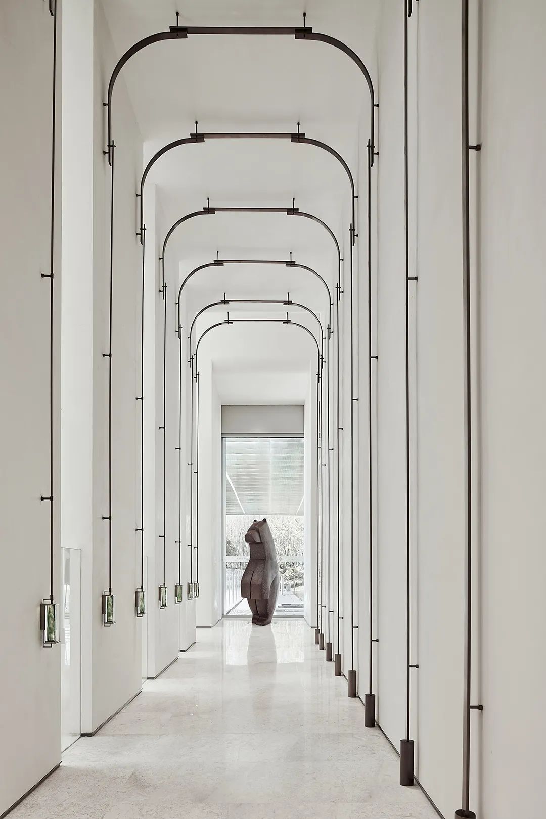 中南置地临沂林樾展示中心 | 原始美感的空间艺术-32