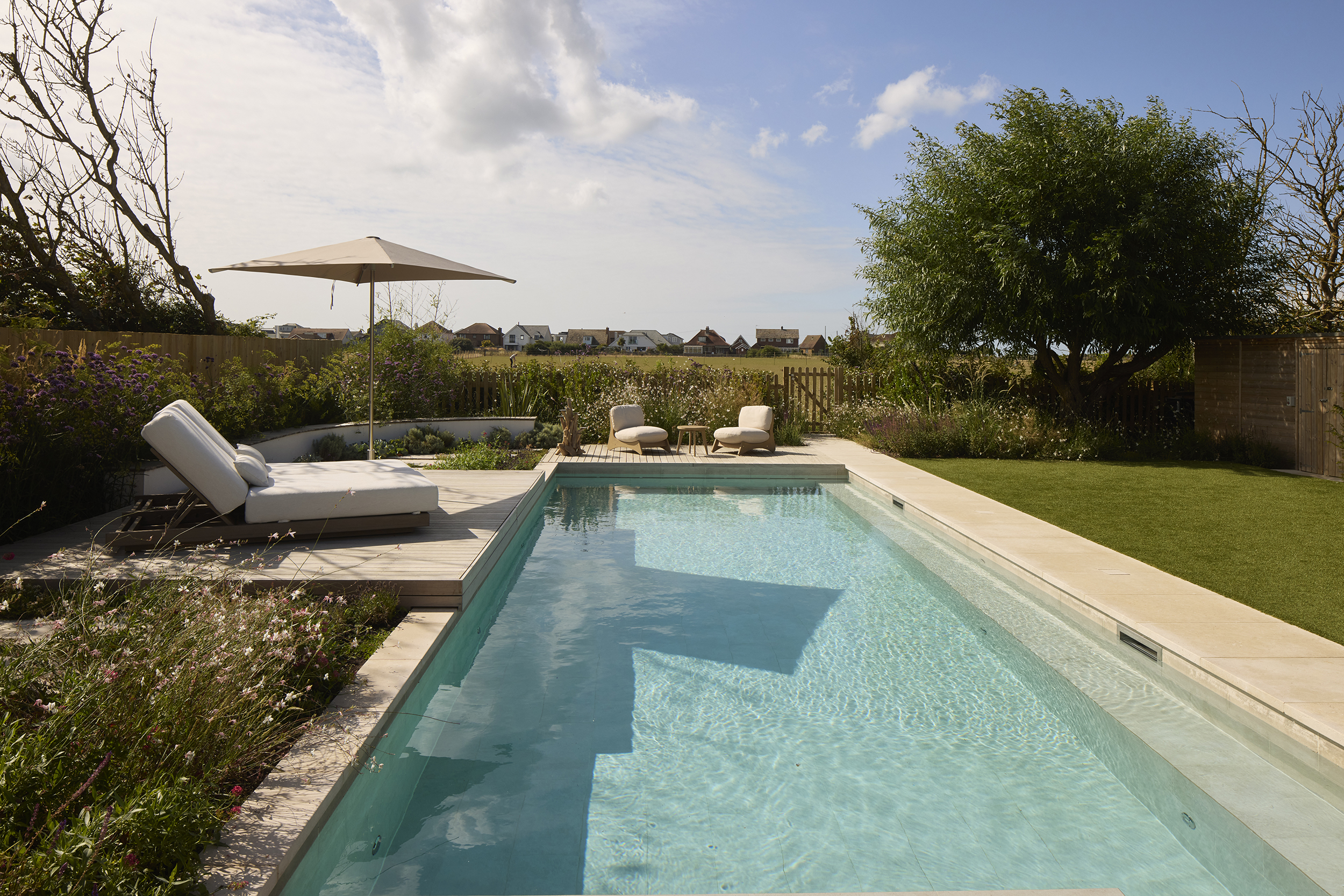 凯克姆庄园（注：House常见有房子、住宅等意思，在涉及特定建筑名称时，庄园的表述更为合适，但如果有特定背景表明应是其他译法，需根据实际情况调整） 丨英国丨Adam Knibb Architects-25