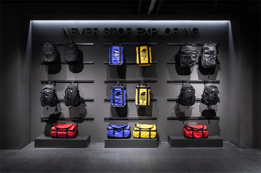 北面巴泽营地-23