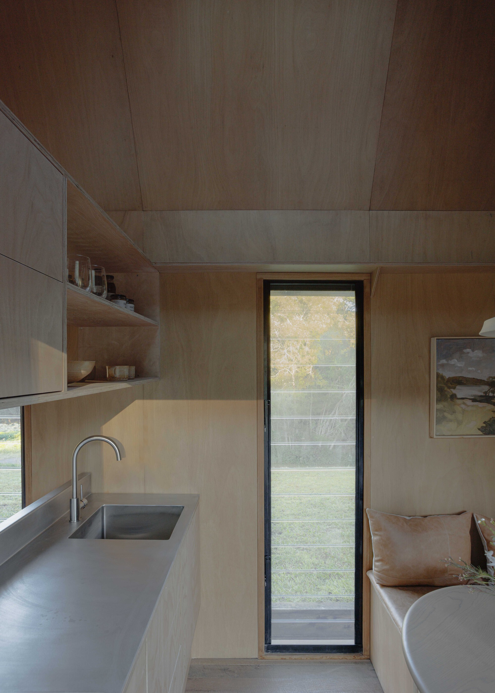 欧酷雷思(注:OCULUS是一个知名的虚拟现实设备品牌,一般音译为欧酷雷思 ) 丨澳大利亚丨Hayley Pryor Architect-17