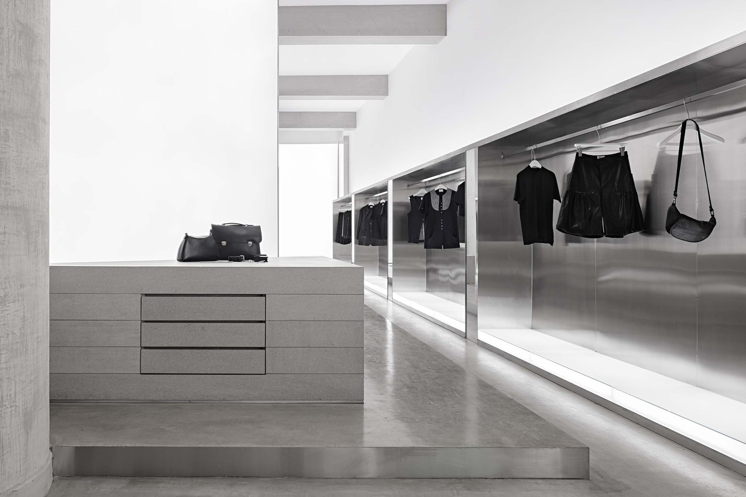 武汉 DOSORDONTS 服装店丨中国武汉丨YIXIANGJIHE-36