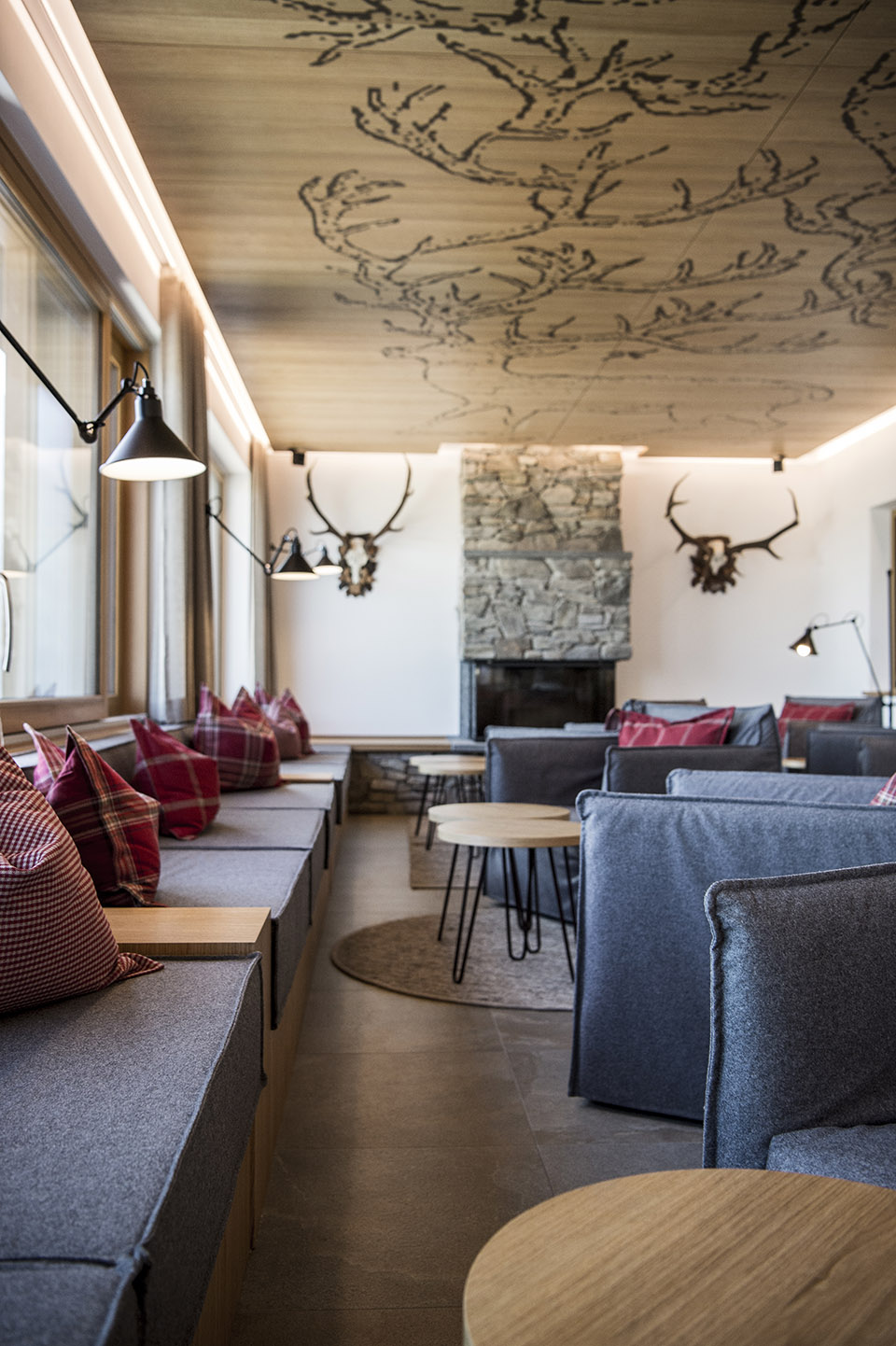 游弋于天地间 & 拥有漂浮大泳池的意大利Hubertus 酒店 / noa* -97