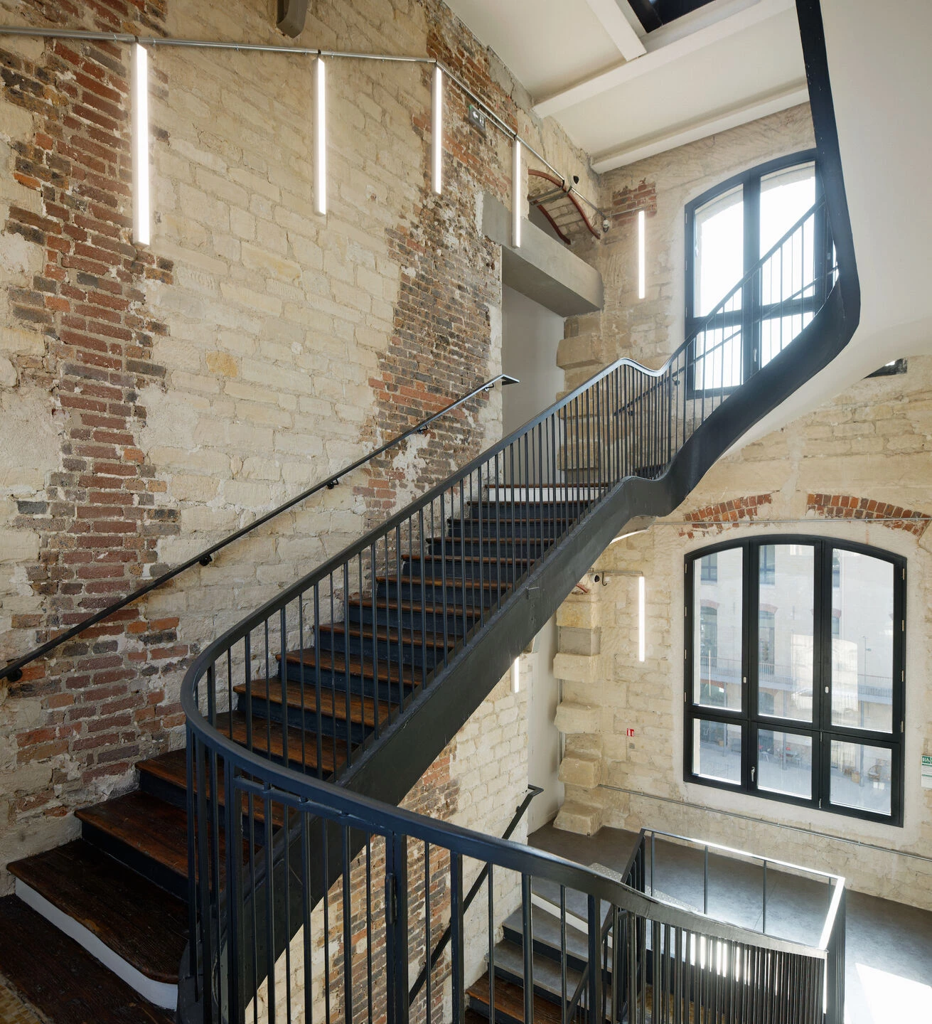 兵营丨法国巴黎丨Chaix & Morel et associés-10