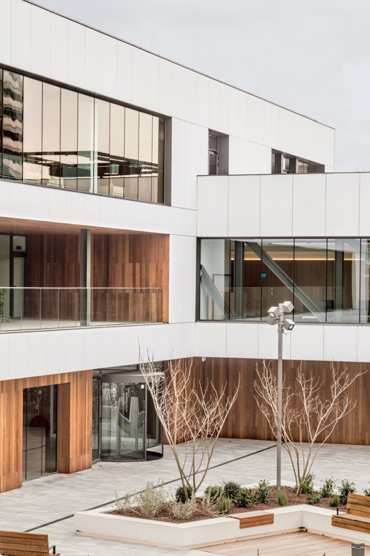 巴塞罗那新殡仪馆（Tanatorio de Sancho de Ávila）-11