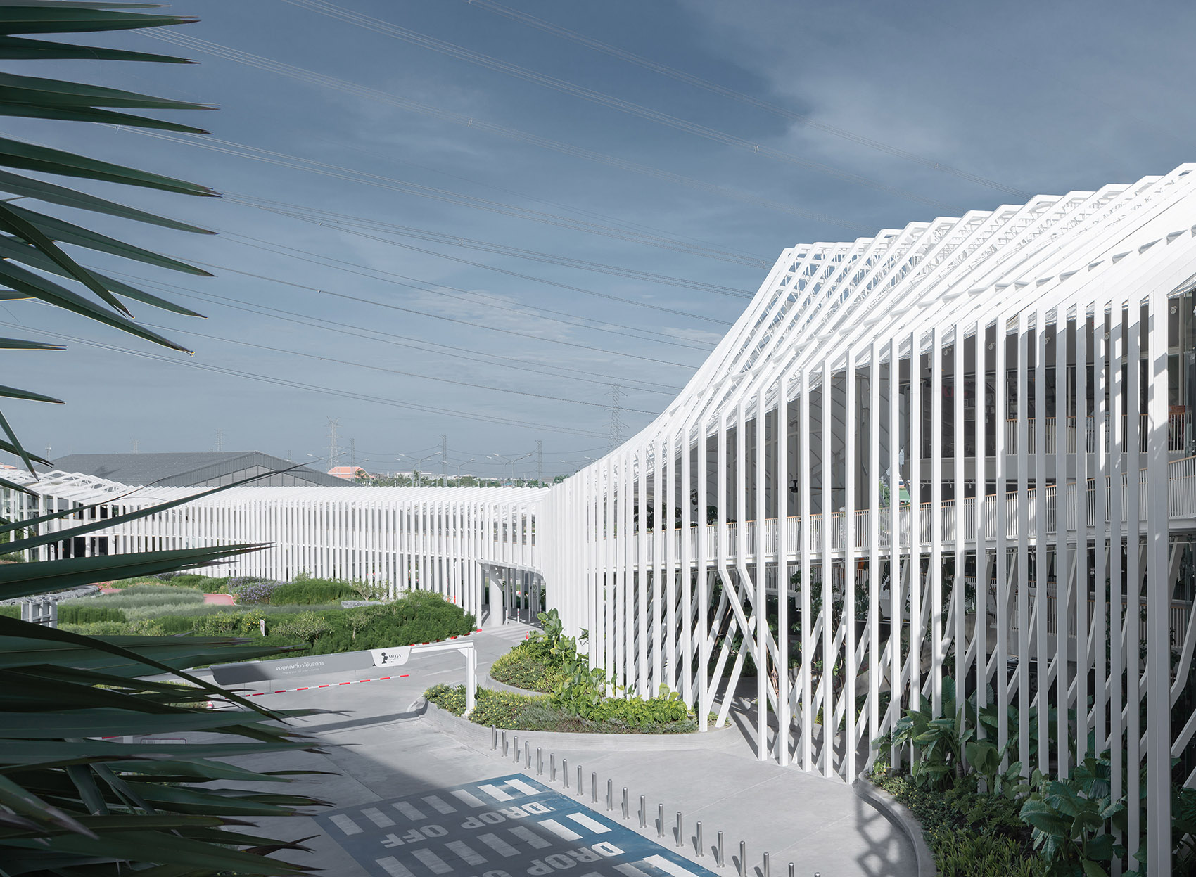 Megapark商业综合体改造,曼谷 / Architectkidd-7