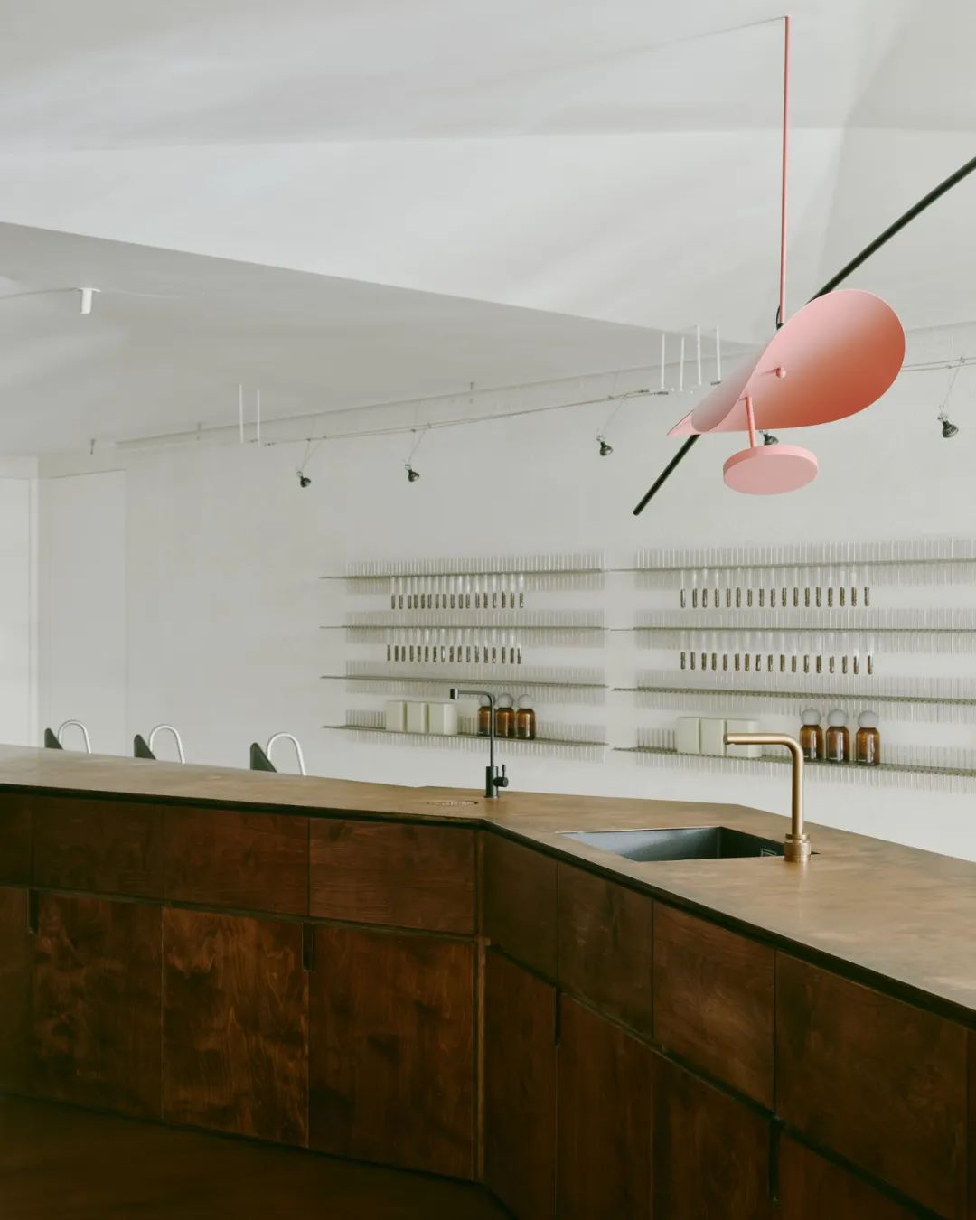 以消费者的拿取串联体验，开启咖啡风味新地景丨中国台州丨水相设计-48