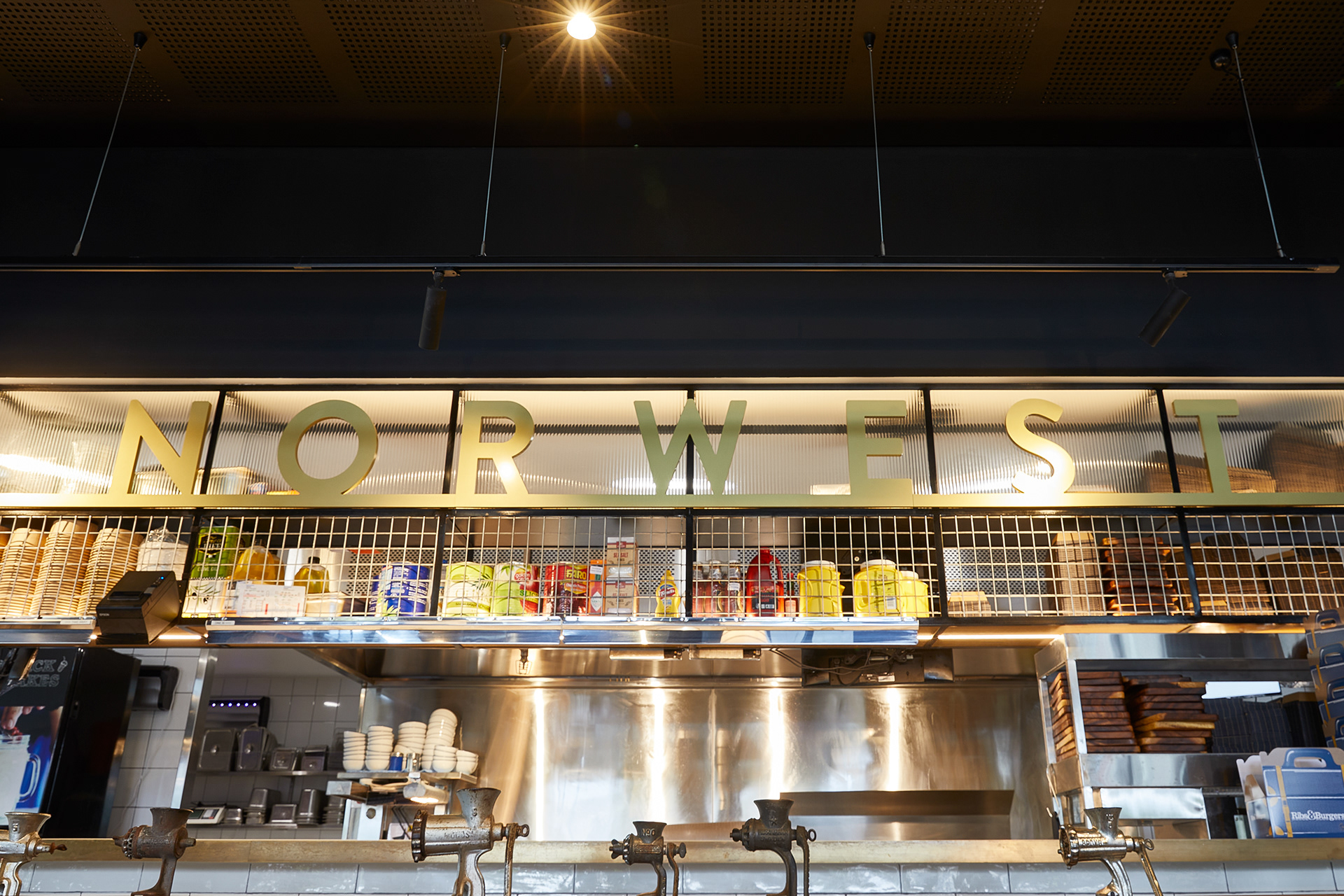 Ribs & Burgers · Bella Vista 餐厅设计丨澳大利亚新南威尔士丨Design Partnership Australia-77