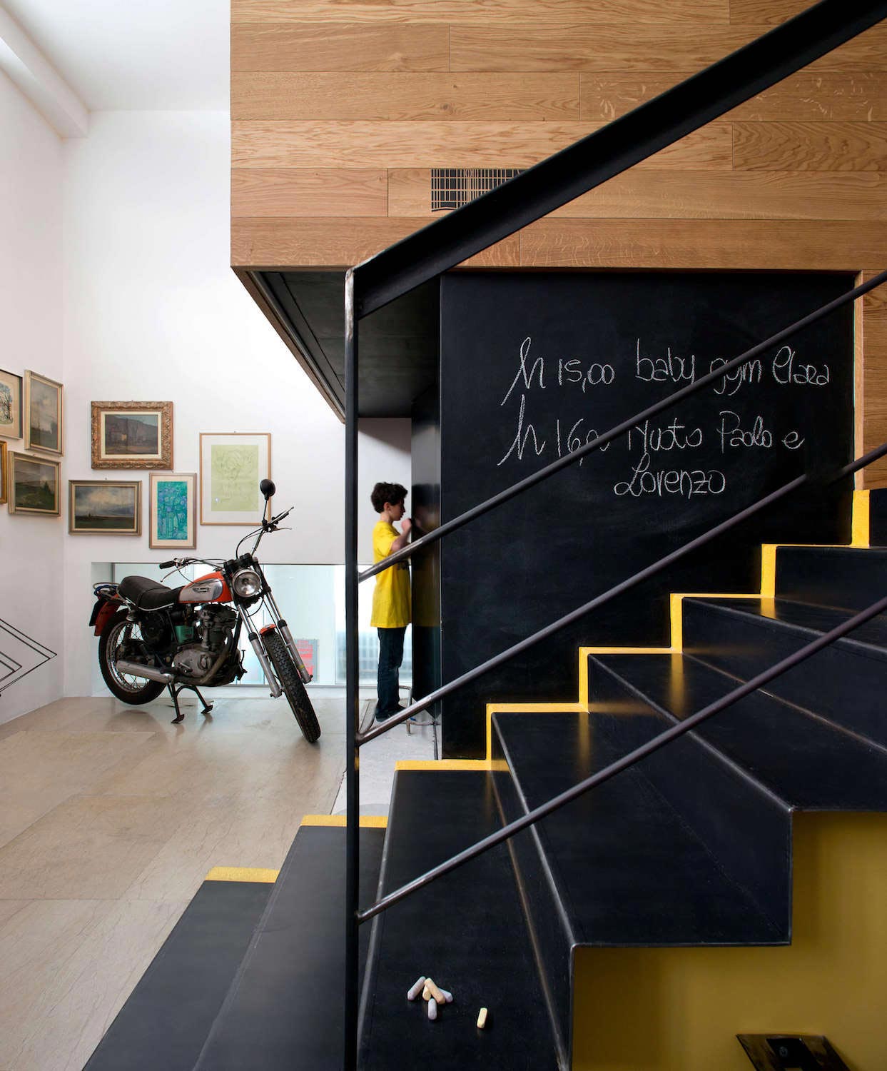 多彩空间中的黑色攀岩墙——意大利都灵 Studioata 设计案例-3