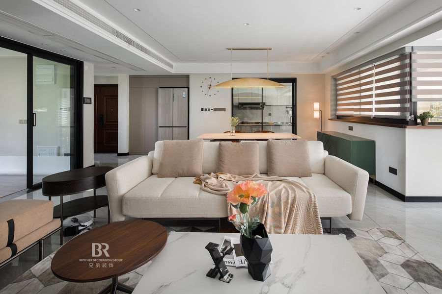 现代精致风四居室 · 融创江南融府的时尚生活空间丨兄弟装饰-8