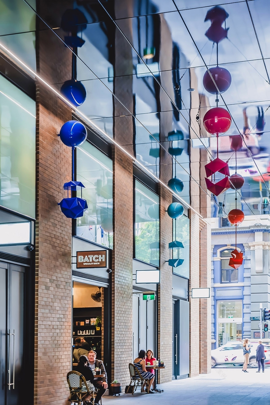 漂浮的几何雕塑,点亮悉尼人行道-12