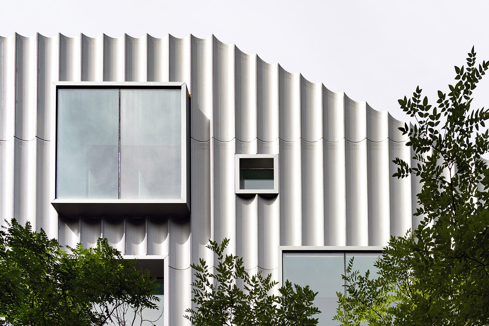 回赠街道以场所 北京三里屯太古里沿街建筑幕墙与公共空间更新丨中国北京丨moss.architects-25