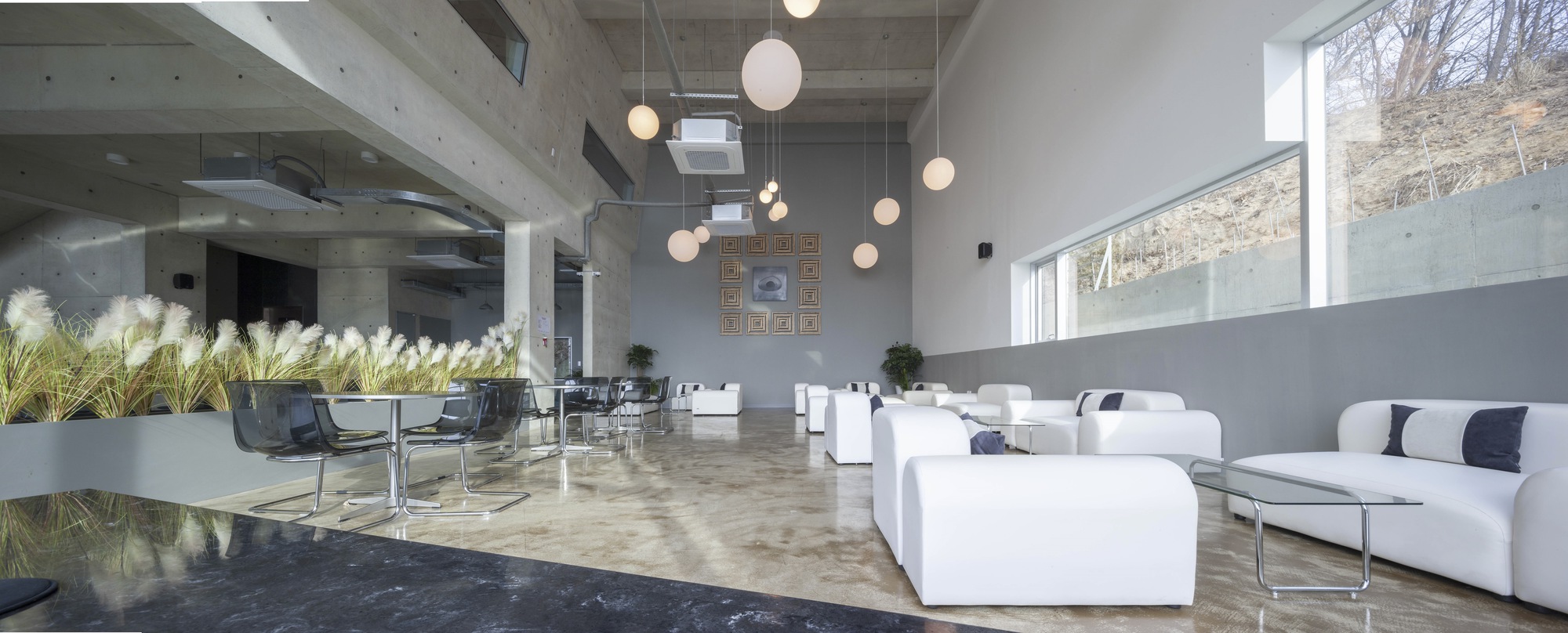 Cormeum Café and Neighborhood Facility / KARO Architekten-35