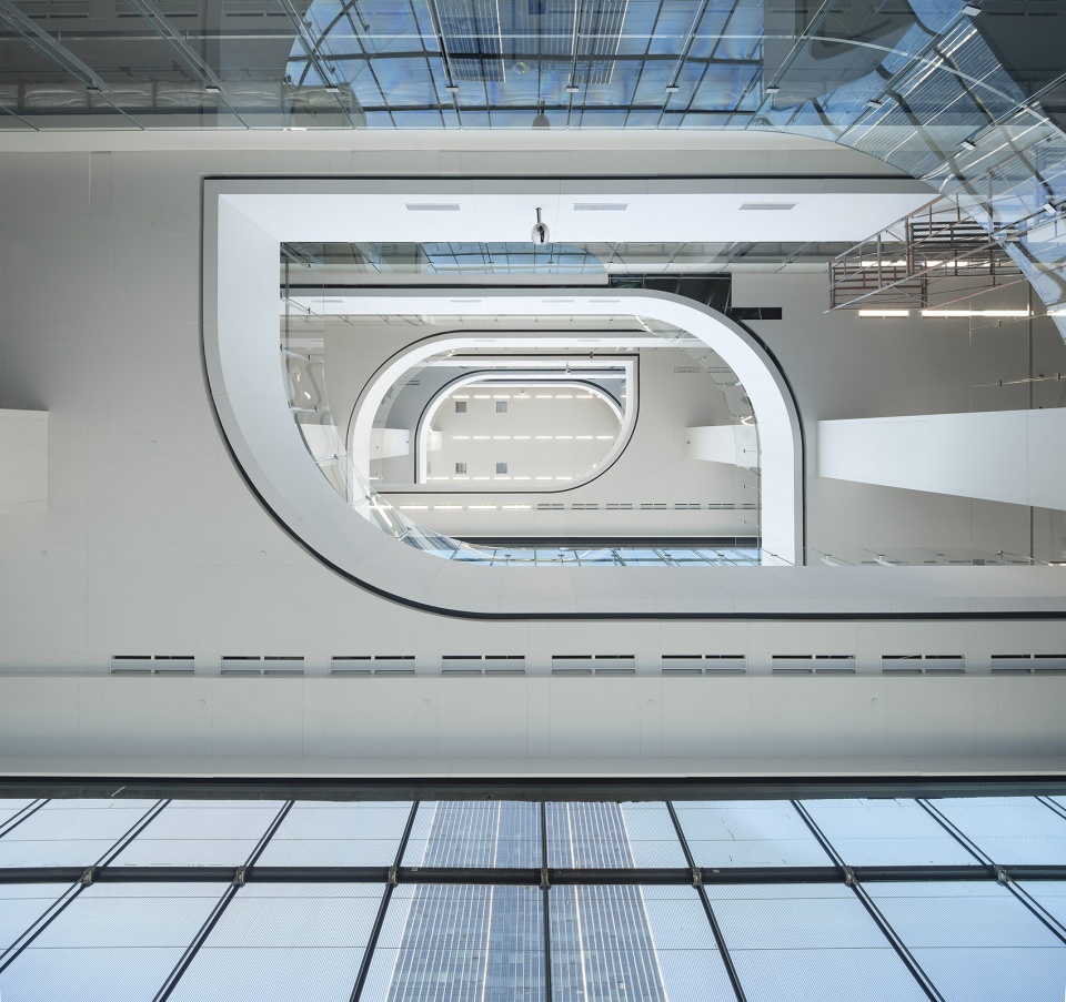 济南国家重型汽车工程技术研究中心 | 极简悬浮体量，激发创新之心-54