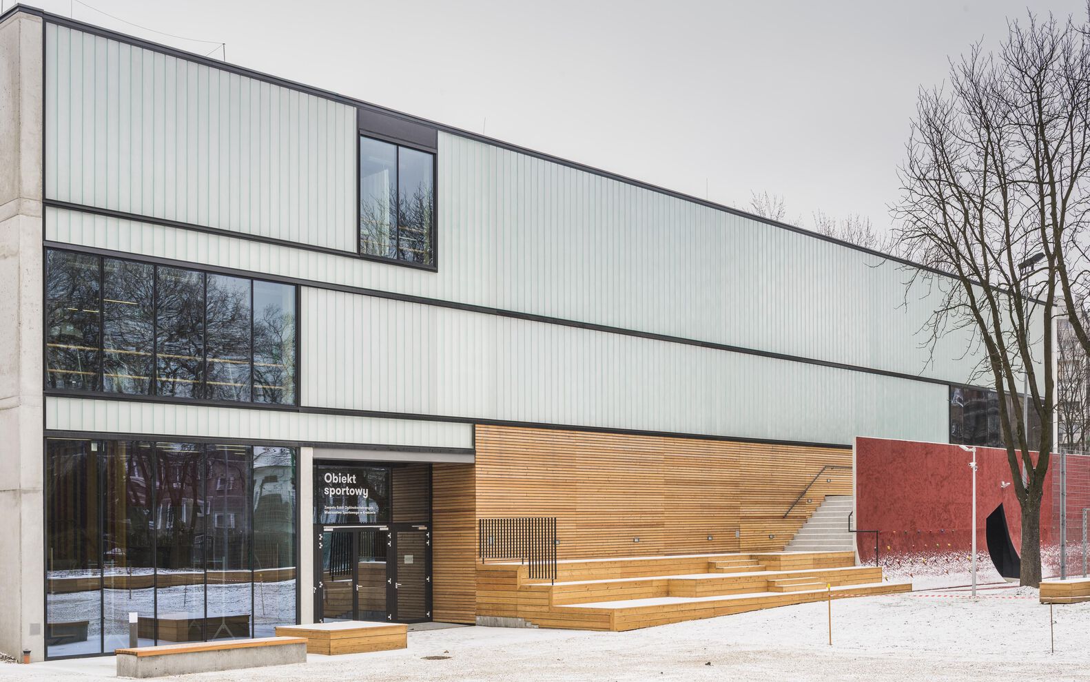 波兰 Zsoms 体育馆丨马尔辛·布拉塔涅茨,朱利乌斯·索科夫斯基-11