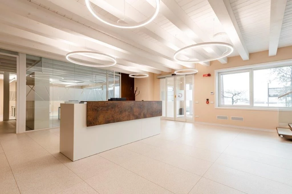 意大利 VPS 公司行政大楼丨Newfloor-12