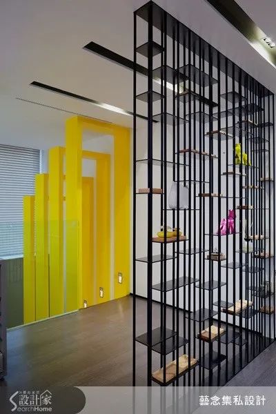 四间超吸眼球的独栋豪宅设计！旋转楼梯、高级酒窖与景观沐浴空间应有尽有-38